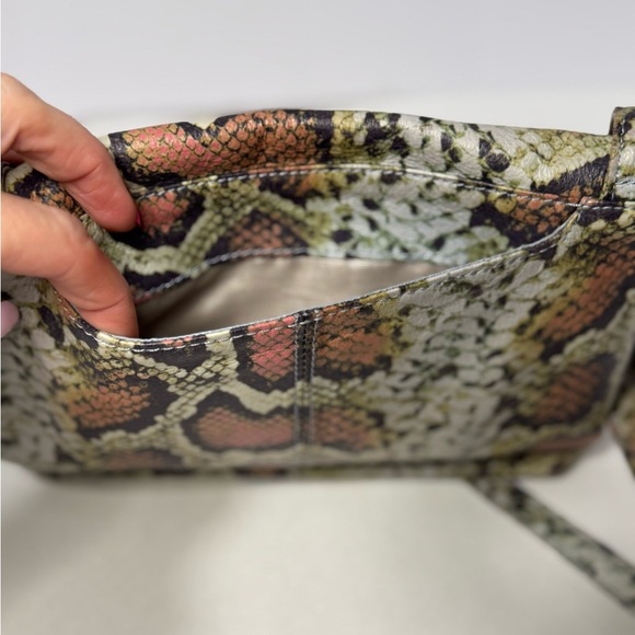 HOBO Snakeskin Pattern Crossbody Bag - Picture 12 of 12